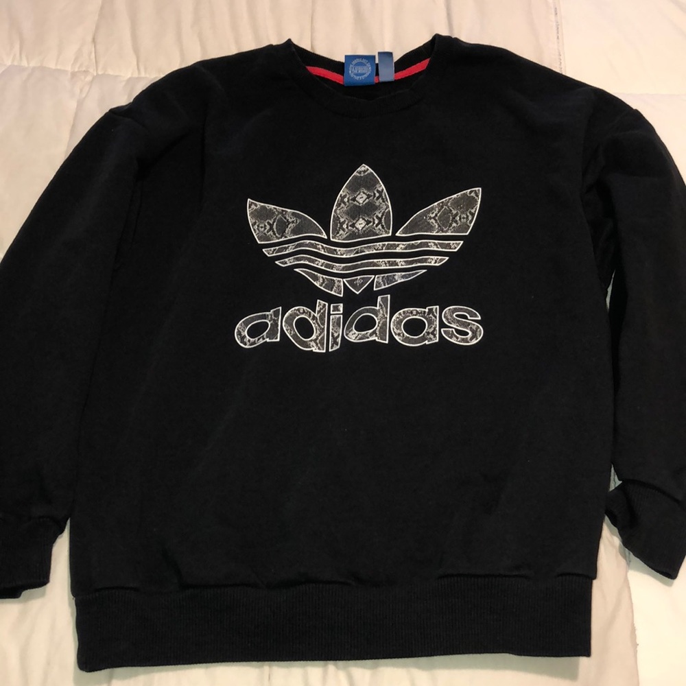 ***SOLD*** Adidas sweatshirt